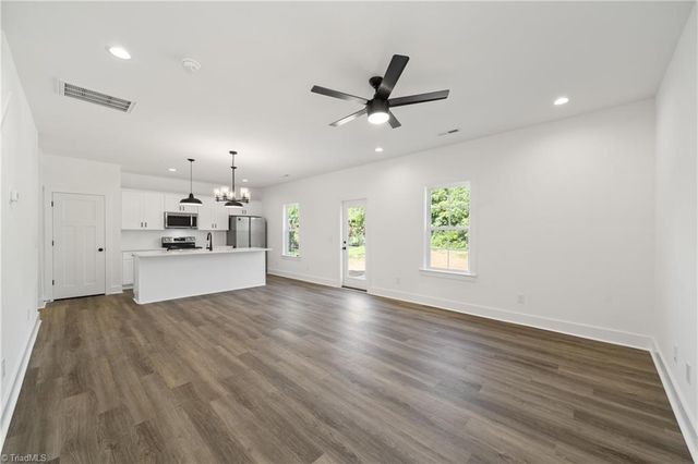 1667 Ralee Drive, Winston-salem, NC 27127