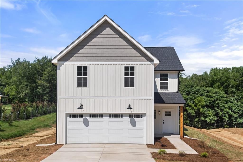 1667 Ralee Drive, Winston-salem, NC 27127