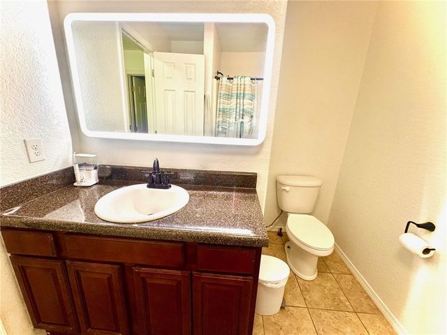 1214 Queensbury Street, Lowell, AR 72745