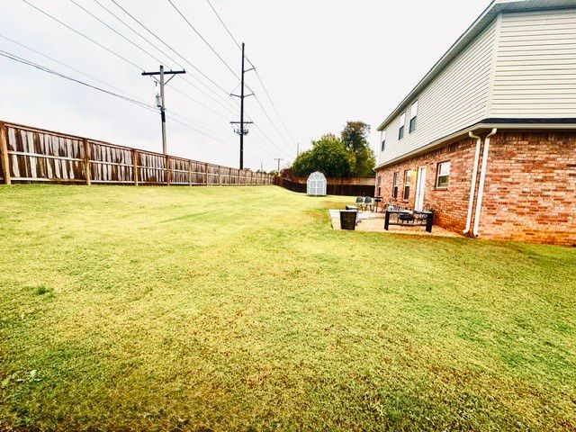 1214 Queensbury Street, Lowell, AR 72745