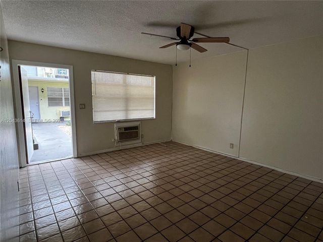 13 NE 2nd Avenue 104, Dania Beach, FL 33004