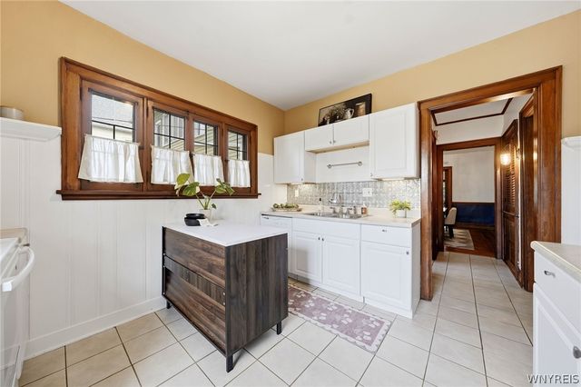 66 Ardmore Place, Buffalo, NY 14213