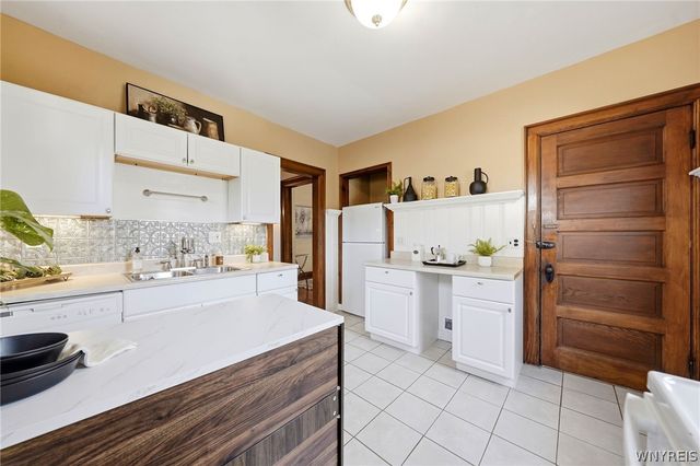 66 Ardmore Place, Buffalo, NY 14213
