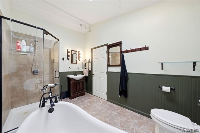 66 Ardmore Place, Buffalo, NY 14213