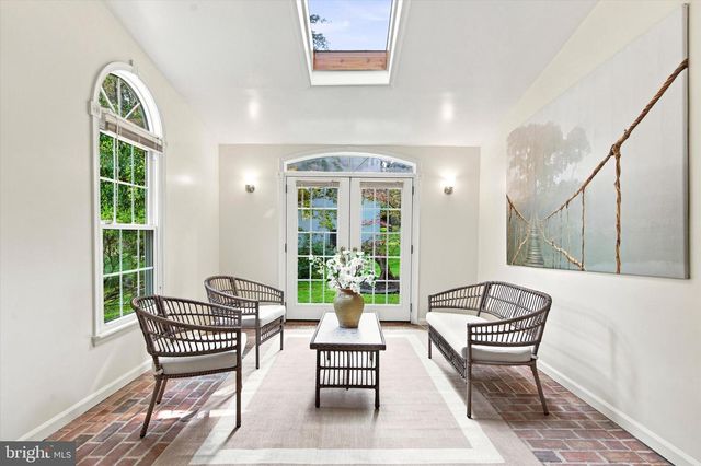 637 HEATHER LN, Bryn Mawr, PA 19010