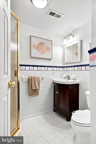 637 HEATHER LN, Bryn Mawr, PA 19010