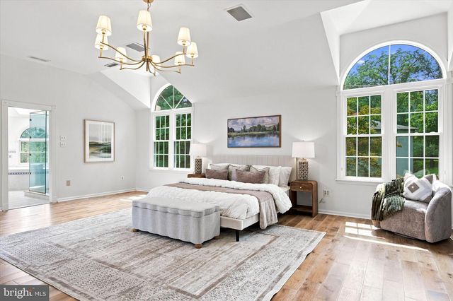 637 HEATHER LN, Bryn Mawr, PA 19010
