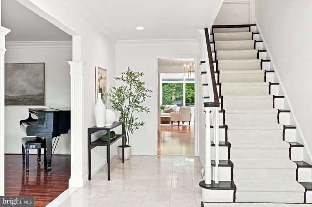 637 HEATHER LN, Bryn Mawr, PA 19010