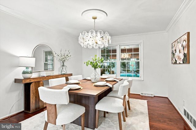 637 HEATHER LN, Bryn Mawr, PA 19010