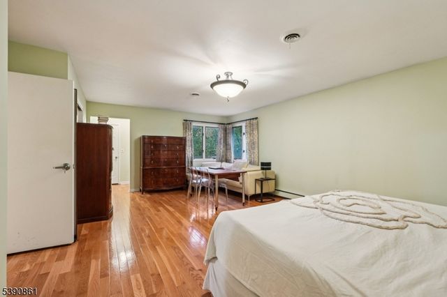 47 Matthew Rd, Wayne Twp., NJ 07470