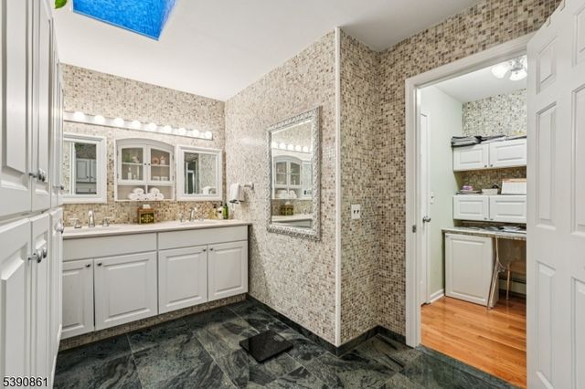 47 Matthew Rd, Wayne Twp., NJ 07470