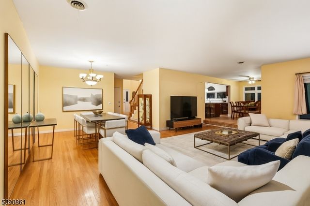 47 Matthew Rd, Wayne Twp., NJ 07470