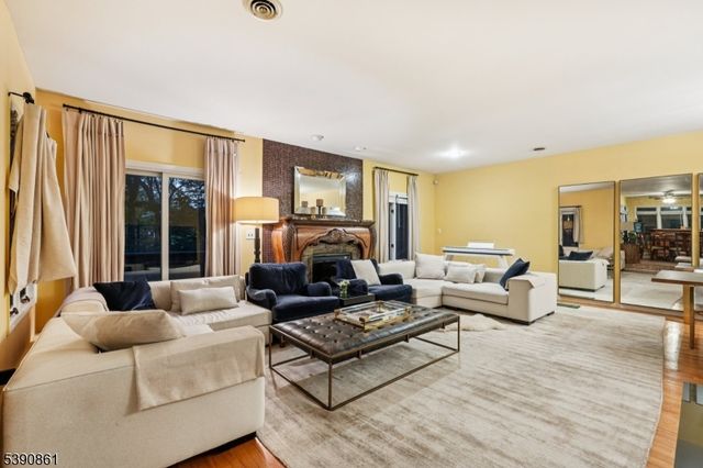 47 Matthew Rd, Wayne Twp., NJ 07470