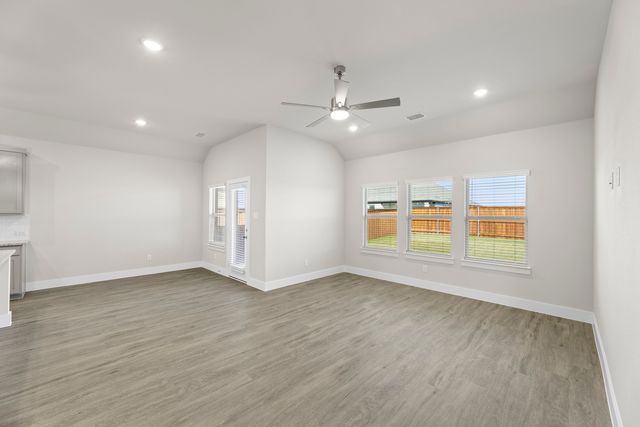 2372 Bell Way, Forney, TX 75126