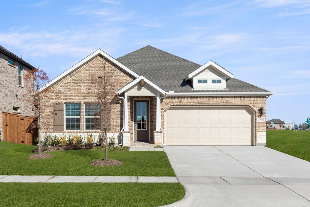 2372 Bell Way, Forney, TX 75126