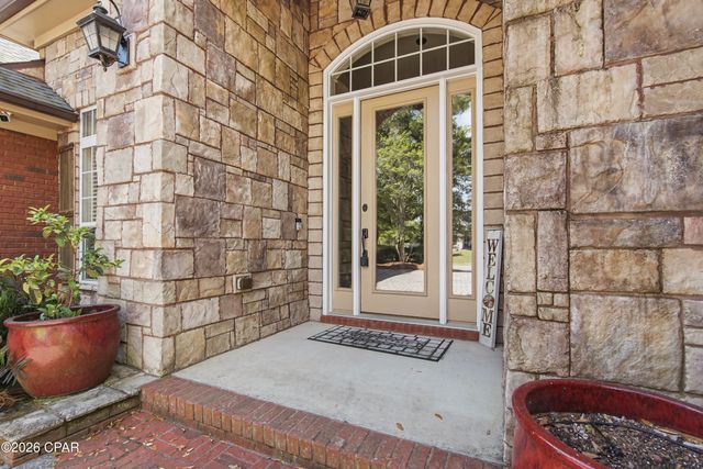 140 Lake Merial Trail, Southport, FL 32409