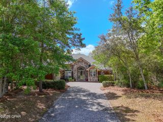 140 Lake Merial Trail, Southport, FL 32409