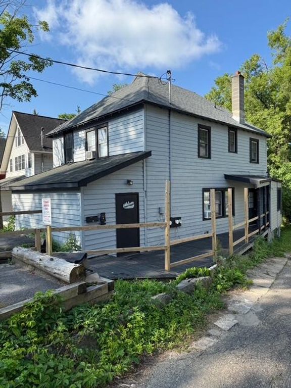 39 Shepard Avenue, Saranac Lake, NY 12983