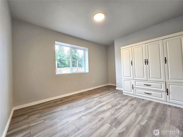 302 W Martin Place, Elma, WA 98541