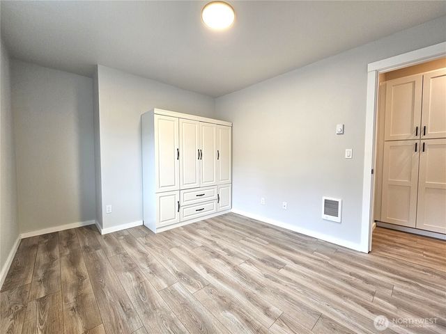 302 W Martin Place, Elma, WA 98541