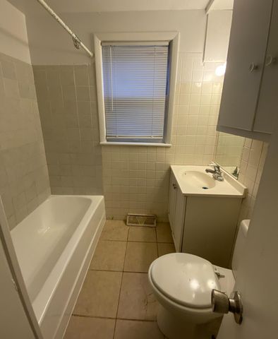 529 Wheaton Avenue, Kalamazoo, MI 49008