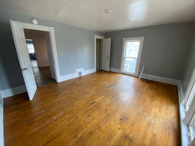 529 Wheaton Avenue, Kalamazoo, MI 49008