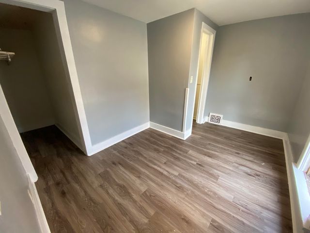 529 Wheaton Avenue, Kalamazoo, MI 49008