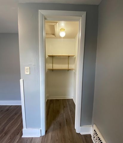 529 Wheaton Avenue, Kalamazoo, MI 49008