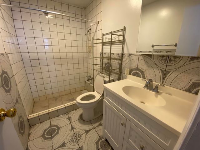 529 Wheaton Avenue, Kalamazoo, MI 49008