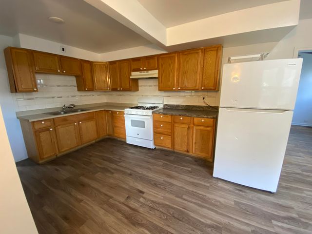 529 Wheaton Avenue, Kalamazoo, MI 49008
