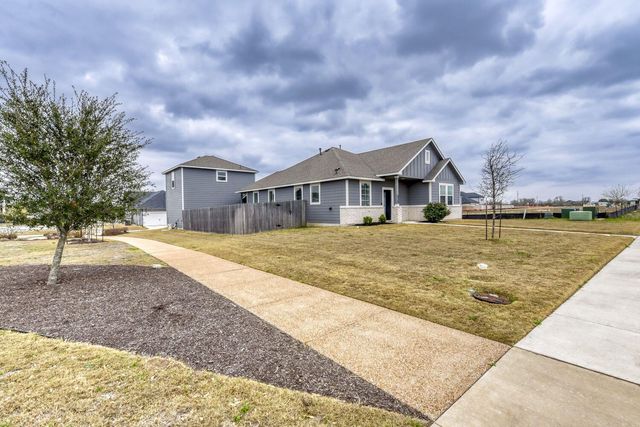 315 Garner DR, Kyle, TX 78640
