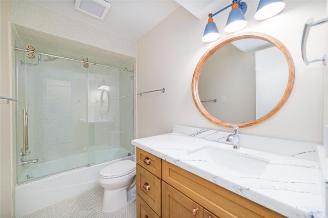 1836 Augusta Drive 4, Houston, TX 77057