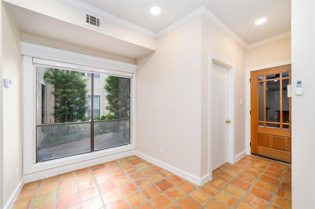1836 Augusta Drive 4, Houston, TX 77057
