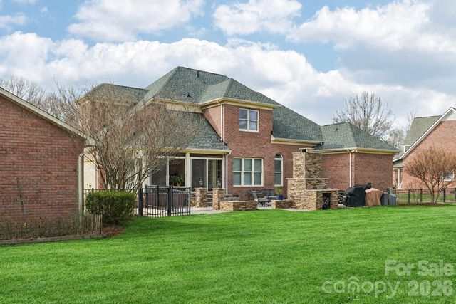 7986 Cotton Street, Harrisburg, NC 28075