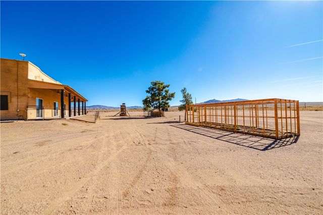 10563 N Garrett Drive, Kingman, AZ 86401