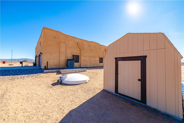 10563 N Garrett Drive, Kingman, AZ 86401