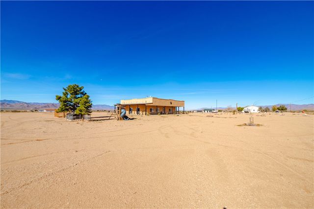 10563 N Garrett Drive, Kingman, AZ 86401