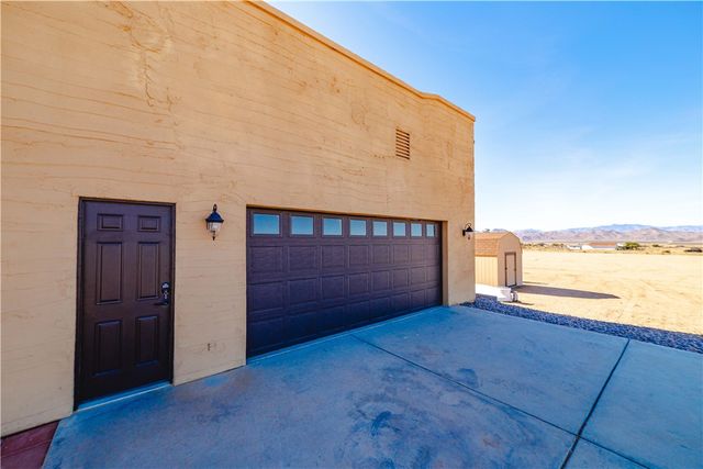 10563 N Garrett Drive, Kingman, AZ 86401