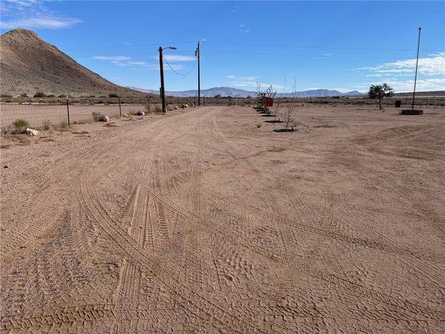 10563 N Garrett Drive, Kingman, AZ 86401