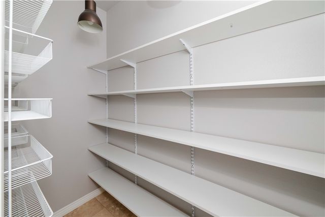 10563 N Garrett Drive, Kingman, AZ 86401