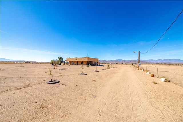 10563 N Garrett Drive, Kingman, AZ 86401