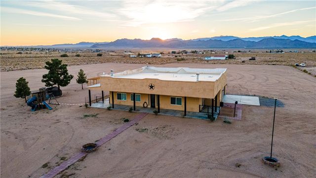 10563 N Garrett Drive, Kingman, AZ 86401