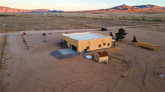 10563 N Garrett Drive, Kingman, AZ 86401