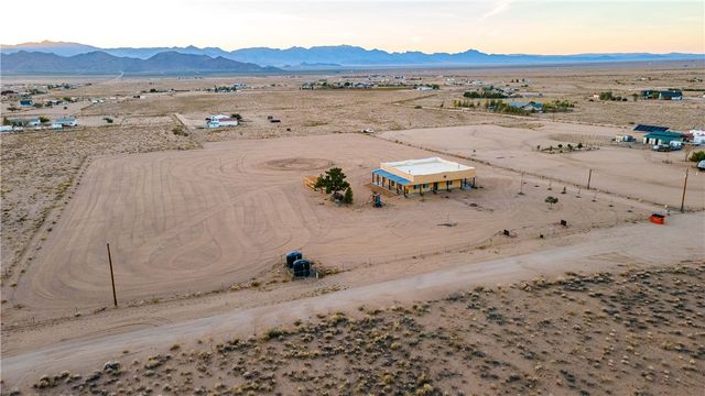 10563 N Garrett Drive, Kingman, AZ 86401