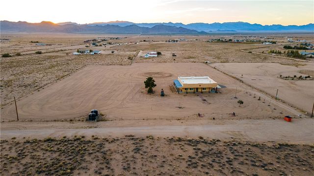 10563 N Garrett Drive, Kingman, AZ 86401