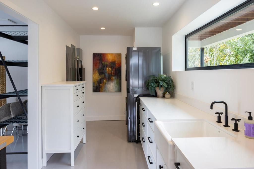Image 23 of property listing at 25195 Stewart Place, Carmel, CA 93923