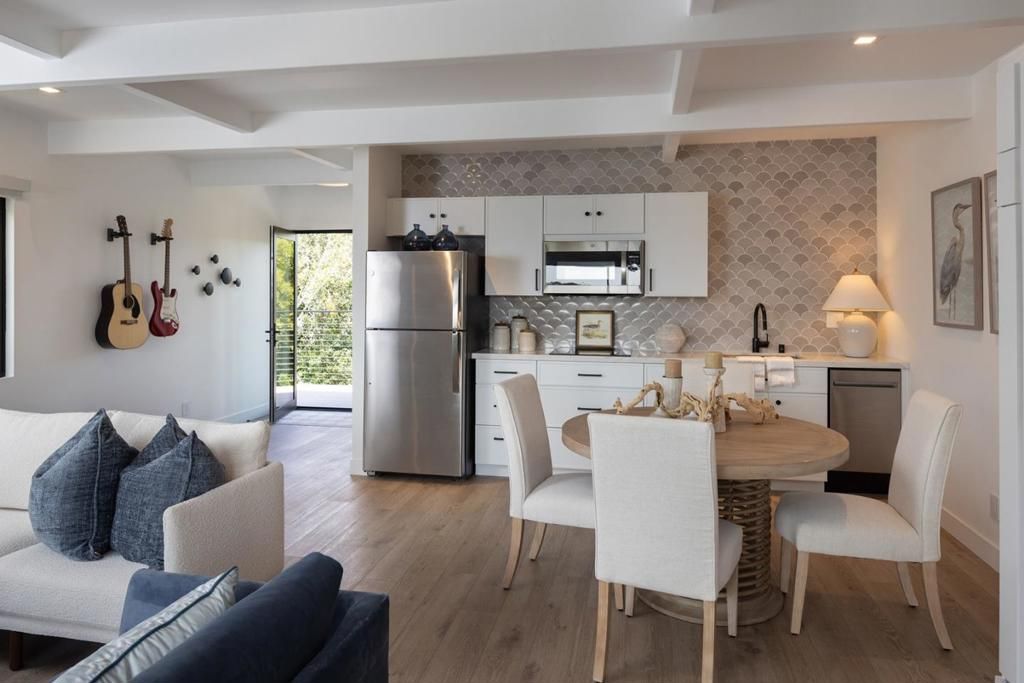 Image 25 of property listing at 25195 Stewart Place, Carmel, CA 93923