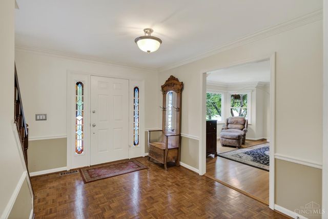 11 Carpenters Run, Blue Ash, OH 45241