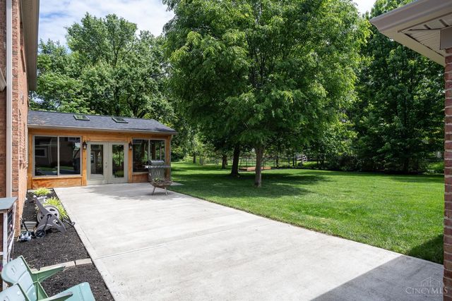 11 Carpenters Run, Blue Ash, OH 45241