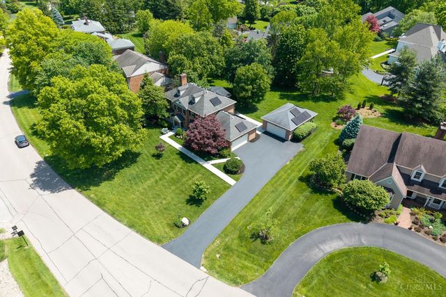 11 Carpenters Run, Blue Ash, OH 45241